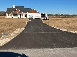 Best Asphalt Driveway Installation  in Horn Lake, MS